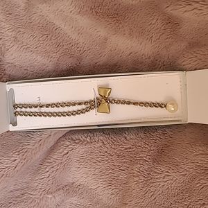 Stella & Dot The Lady Bow-Lo necklace